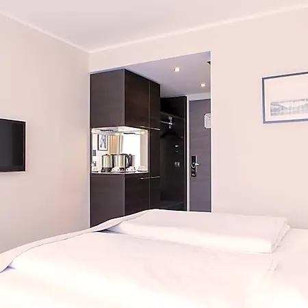 Отель Karlstor Gaestehaus 2*